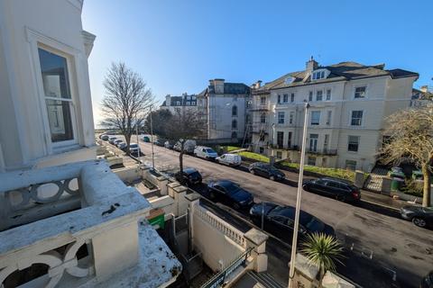 2 bedroom apartment to rent, 22-24 Clifton Gardens, Kent CT20