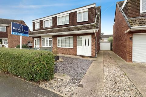 3 bedroom semi-detached house for sale, Moffat Close, East Yorkshire HU8