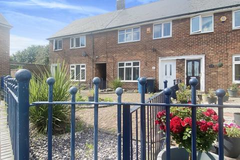 3 bedroom terraced house to rent, Westerdale Grove, East Yorkshire HU9