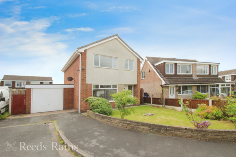 3 bedroom detached house for sale, Hunters Road, Lancashire PR25