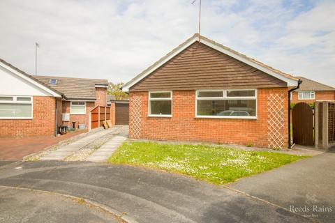 3 bedroom bungalow for sale, Yewdale Drive, Ellesmere Port CH66