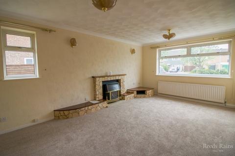 3 bedroom bungalow for sale, Yewdale Drive, Ellesmere Port CH66