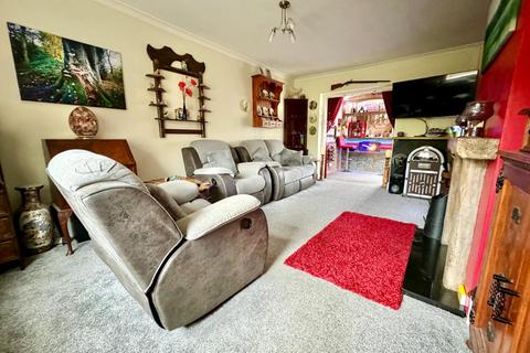 109 Fallbarn Crescent, Rawtenstall, Rossendale, BB4 6BQ