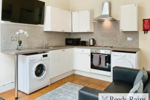 Langham Road, Greater Manchester M6