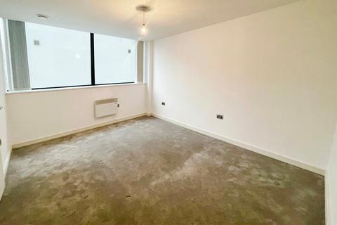 2 bedroom apartment to rent, Ashton Lane, Greater Manchester M33