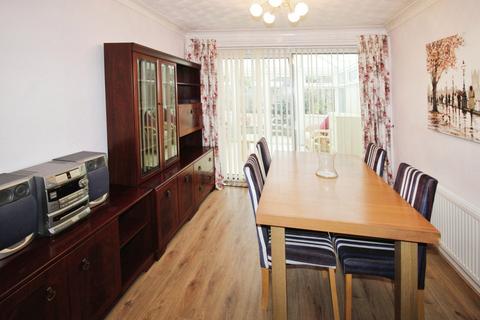 3 bedroom semi-detached house for sale, Lathom Drive, St. Helens WA11