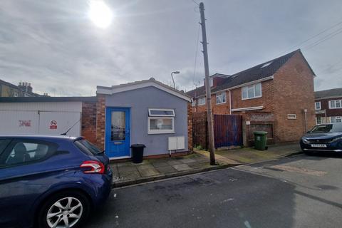 2 bedroom bungalow for sale, Holland Road, Hampshire PO4