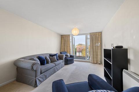 2 bedroom apartment for sale, King Charles Road, Surbiton KT5