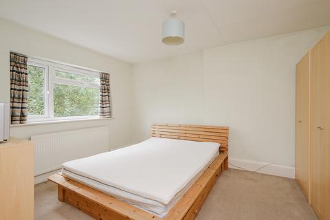 Flat 4, 15 Spencer Hill, Wimbledon, London, SW19 4PA