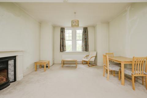 Flat 4, 15 Spencer Hill, Wimbledon, London, SW19 4PA