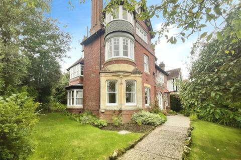 Studio for sale, Warwick Towers, Tunbridge Wells TN2