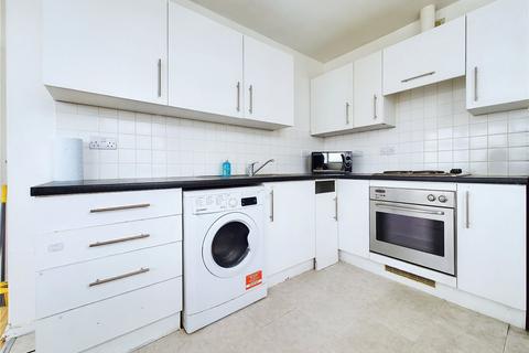 2 bedroom flat for sale, Romford Road, Forest Gate E7