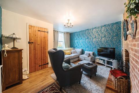 47 The Causeway, Dunmow, CM6 2AA