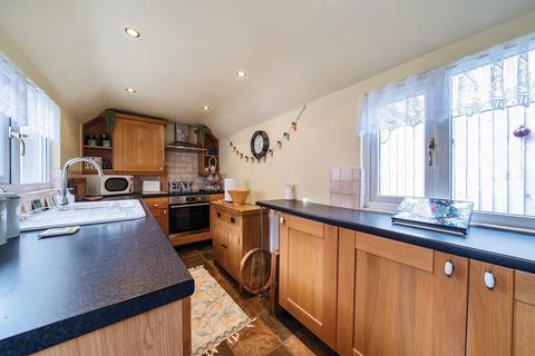 47 The Causeway, Dunmow, CM6 2AA