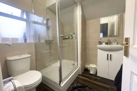 undefined, Nottingham NG7