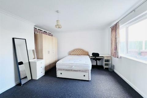 7 bedroom flat to rent, Nottingham NG7