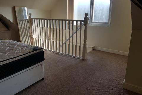 2 bedroom house to rent, Nottingham NG7