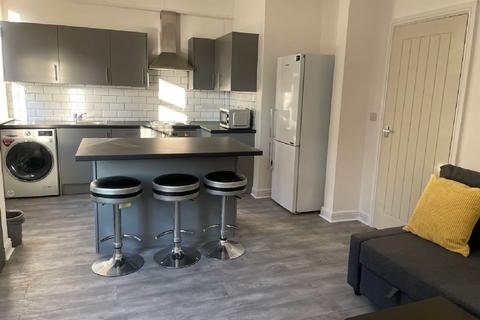 5 bedroom house share to rent, Nottingham NG7