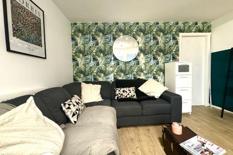 3 bedroom house to rent, Nottingham NG7