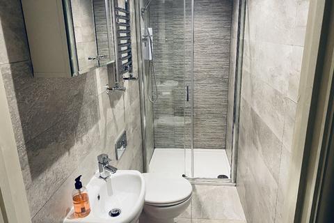 6 bedroom house share to rent, Birmingham B29