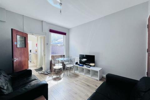 Nottingham NG7