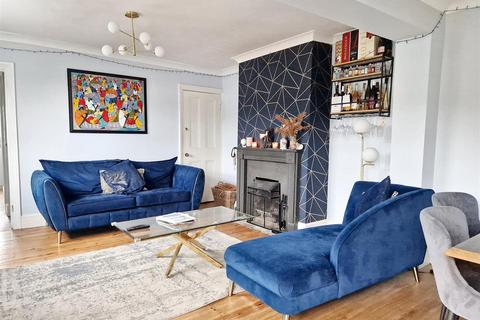 2 Longley Road, Rochester, ME1 2HD