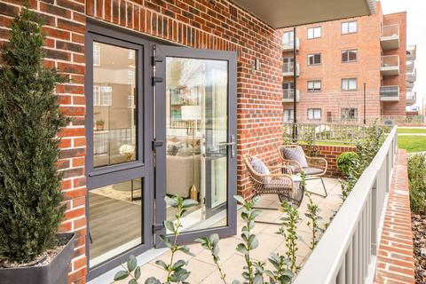 2 bedroom apartment for sale, Bluebell House at Springfield Place Glenburnie Rd, London SW17