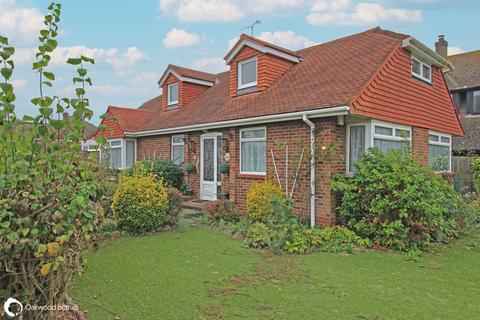 4 bedroom detached bungalow for sale, Holm Oak Gardens, Broadstairs