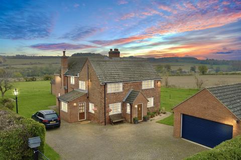 4 bedroom equestrian property for sale, Equestrian Holding, Saltersford, Grantham