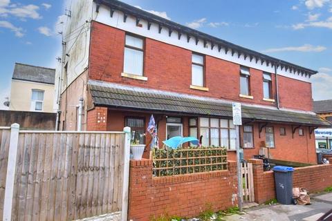 1 bedroom property for sale, and 27 Westmorland Avenue, Blackpool, Lancashire, FY1 5PG