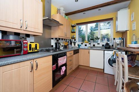 2 bedroom terraced house for sale, 48 Benskin Road, Watford, WD18