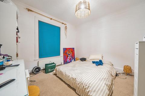 206 Elm Road, Kingston Upon Thames, KT2 6JA
