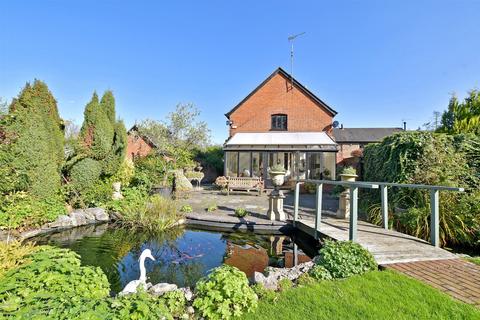 10 bedroom end of terrace house for sale, Copped Hall, Epping, Essex