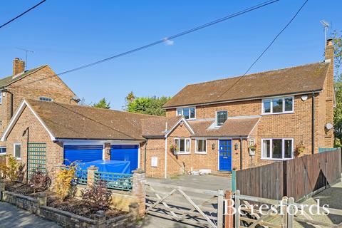 4 bedroom detached house for sale, Station Road, Dunmow, CM6