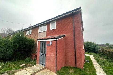 3 bedroom semi-detached house to rent, Lanark Close, Greater Manchester OL10