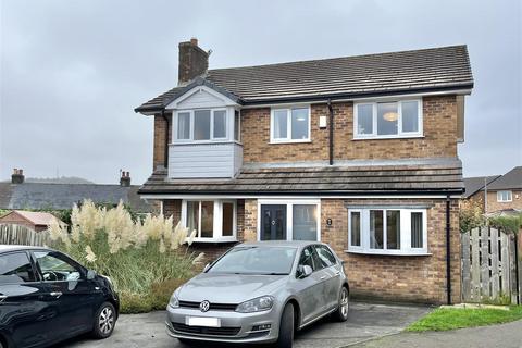 4 bedroom detached house for sale, Foxlea, Simmondley, Glossop