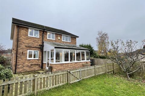 4 bedroom detached house for sale, Foxlea, Simmondley, Glossop