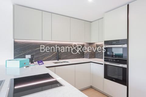 2 bedroom apartment to rent, Parrs Way, Hammersmith W6