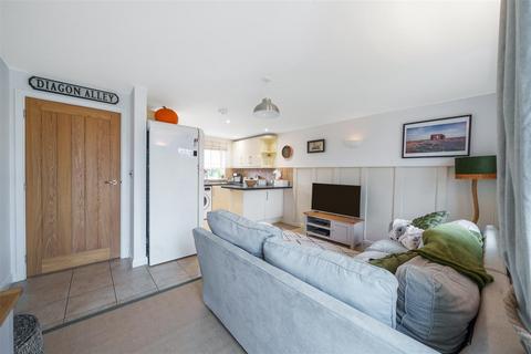 2 bedroom semi-detached house for sale, Highground Lane, Barnham