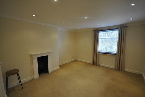 1 bedroom flat to rent, Flat 8 19 Pittville Lawn Cheltenham