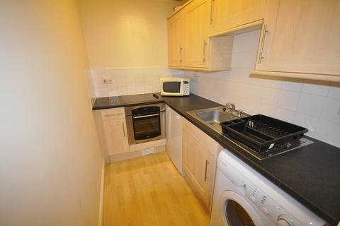 1 bedroom flat to rent, Flat 8 19 Pittville Lawn Cheltenham