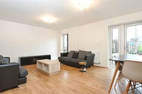 3 bedroom apartment to rent, 63 Fairthorn Road, London, SE7