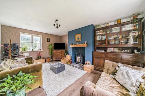 25 Pontfaen Estate, Knighton, LD7 1HS