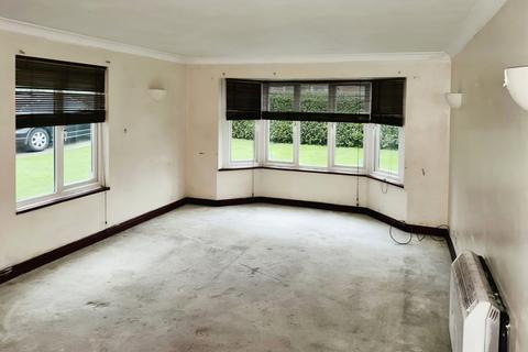 Studio for sale, Perryfield Road, Crawley, West Sussex