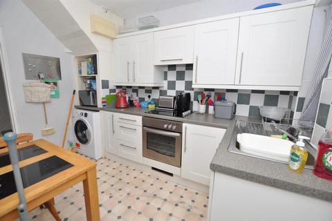 2 bedroom end of terrace house for sale, Heol Spurrell, Carmarthen