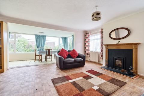 63 Heathfield Park, Midhurst, GU29 9HL