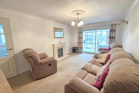 2 bedroom detached bungalow for sale, Ashburton Road, Hugglescote LE67