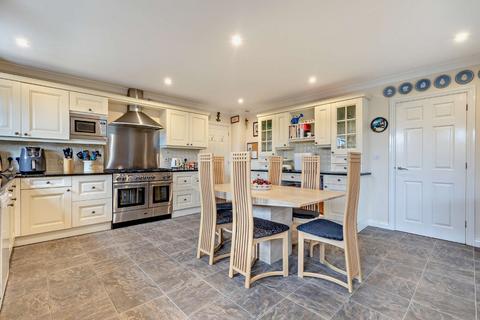 4 bedroom detached house for sale, Ipplepen, Newton Abbot, Devon