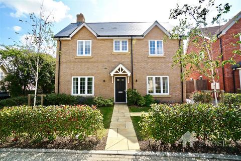 8 Aubrey Close, Earls Colne, Colchester, CO6 2FG