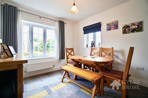 8 Aubrey Close, Earls Colne, Colchester, CO6 2FG